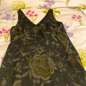 Elegant sleeveless or wear with top under